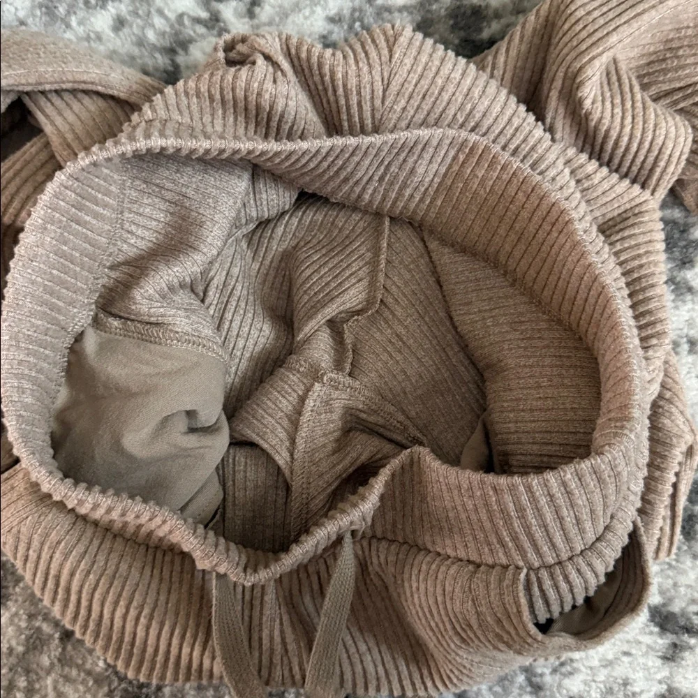 ALO Yoga Muse Sweatpants size XS